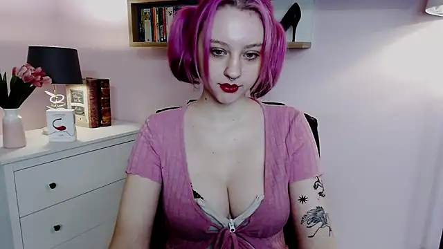 Snapshot of MadelineLust chatting on January 25, 8:53 am MadelineLust online show from January 25, 8:53 am