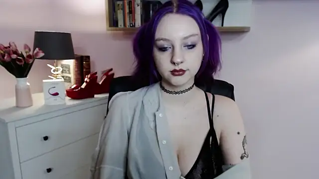 Snapshot of MadelineLust chatting on March 2, 2:36 pm MadelineLust online show from March 2, 2:36 pm