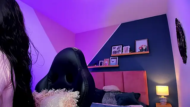 Chloe fischer  online show from January 15, 3:26 pm