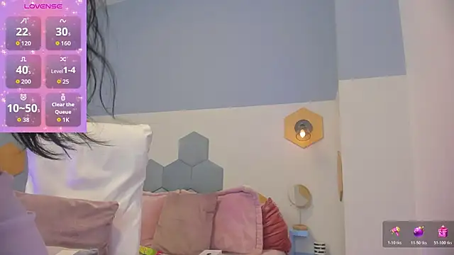 Snapshot of Chloe_fischer_ chatting on May 28, 2:56 pm Chloe fischer online show from May 28, 2:56 pm