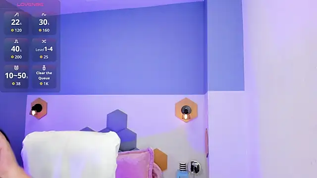 Chloe fischer  online show from February 9, 3:32 pm