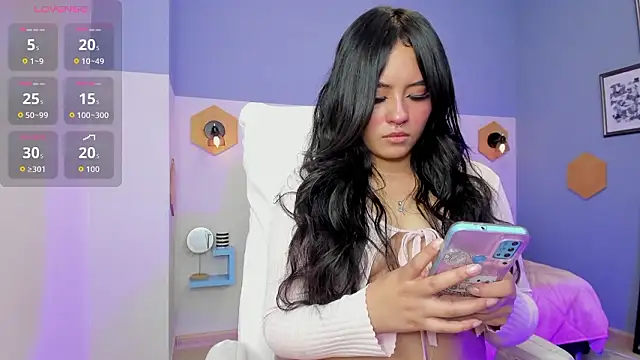 Chloe fischer  online show from February 4, 3:18 pm