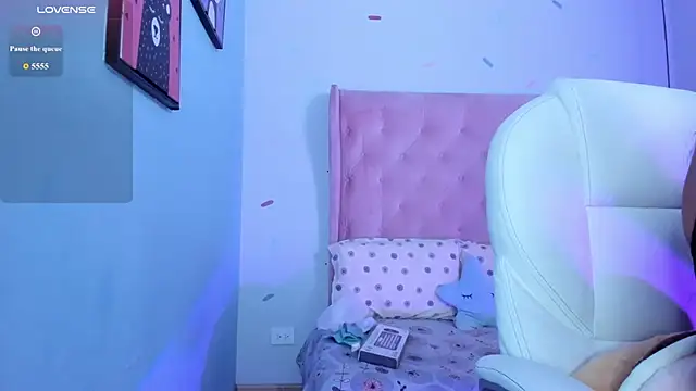 Chloe fischer  online show from July 23, 10:06 pm