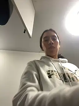 Snapshot of MissSussy chatting on February 28, 3:15 am MissSussy online show from February 28, 3:15 am