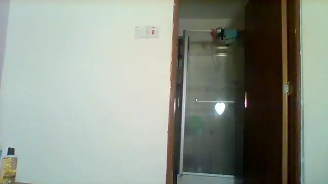 curvy natallie online show from April 12, 5:00 am