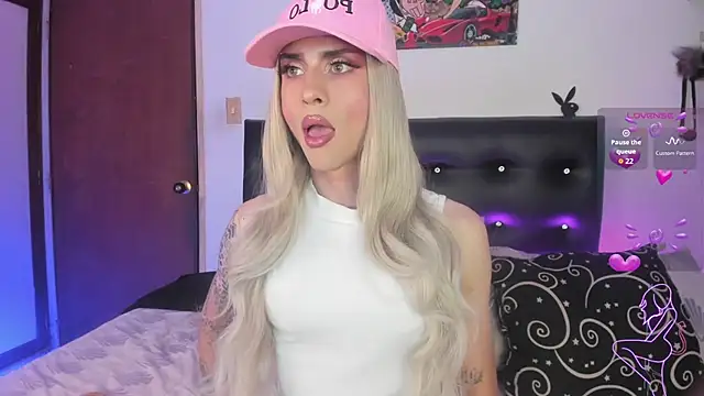 AngelsJones21 online show from April 30, 8:16 pm