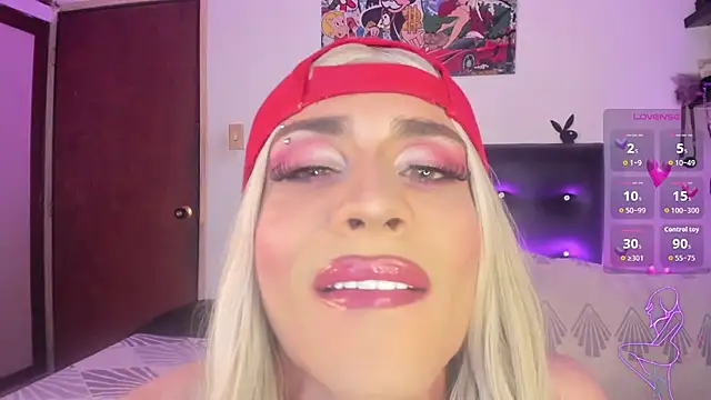 AngelsJones21 online show from May 28, 3:51 pm