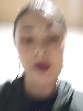 LisbethMoore  online show from April 2, 11:55 pm