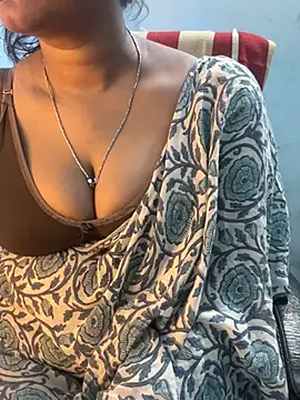 Spicy sari girl online show from May 29, 4:51 am