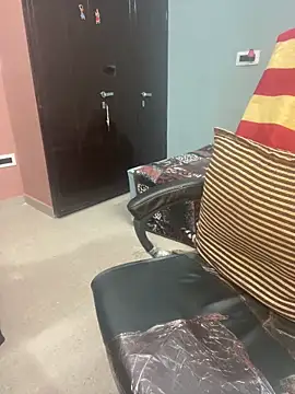 Spicy sari girl online show from March 22, 11:42 am