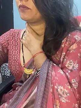 Spicy sari girl online show from February 28, 3:04 pm