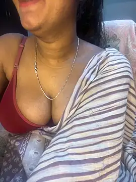 Spicy sari girl online show from November 8, 3:10 am