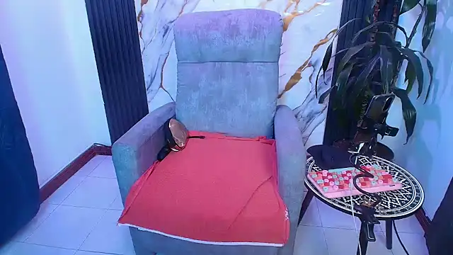 BrendaSex Hot online show from March 26, 9:24 pm