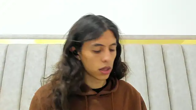 FreyaMoller online show from March 17, 7:17 pm