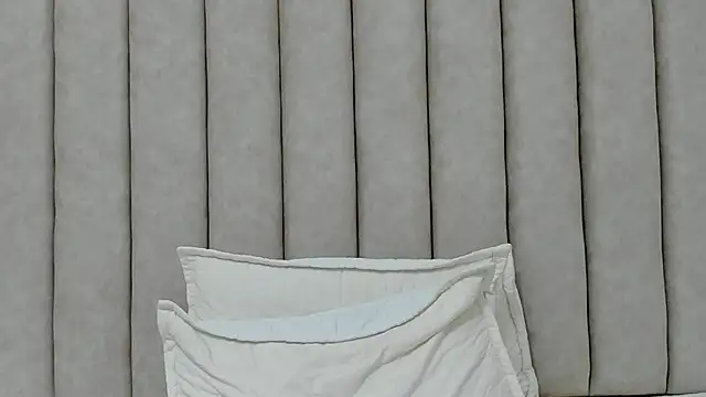 FreyaMoller online show from November 6, 7:29 pm