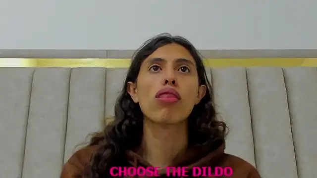 FreyaMoller online show from November 21, 8:08 pm