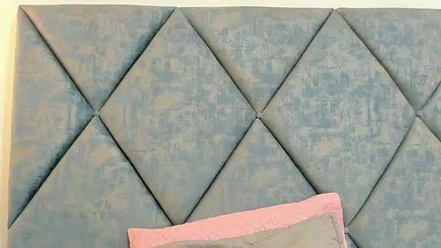 Snapshot of FreyaMoller chatting on June 18, 7:30 pm FreyaMoller online show from June 18, 7:30 pm