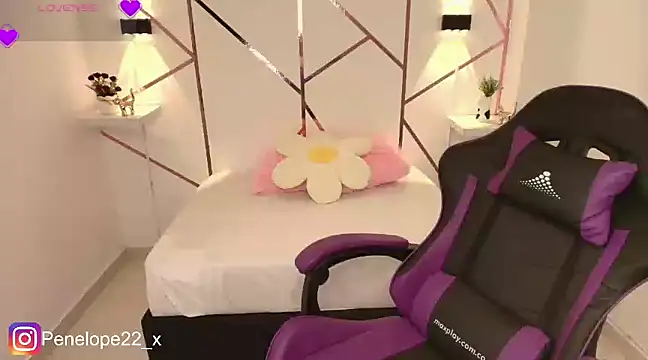 penelope22x  online show from February 25, 4:14 am