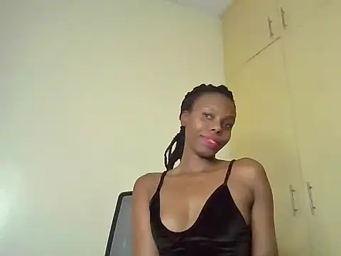 Snapshot of naughty_ebony-queen chatting on December 27, 8:07 pm naughty ebony-queen online show from December 27, 8:07 pm