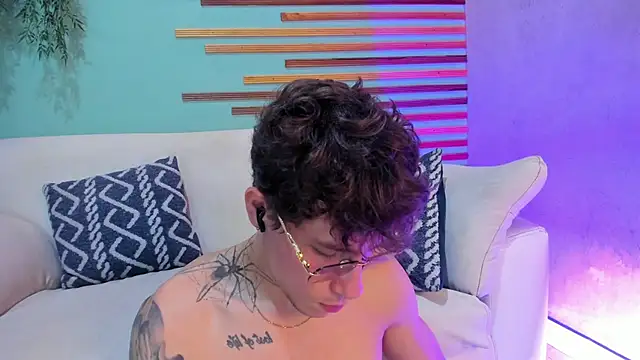 french sexx online show from November 28, 8:09 pm