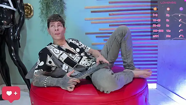 french sexx online show from November 6, 7:40 pm