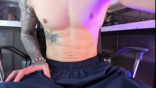 french sexx online show from December 4, 8:19 pm