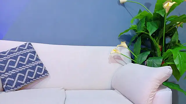 Snapshot of french_sexx chatting on September 11, 1:27 am french sexx online show from September 11, 1:27 am