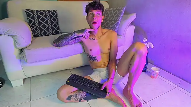 french sexx online show from December 16, 5:22 am