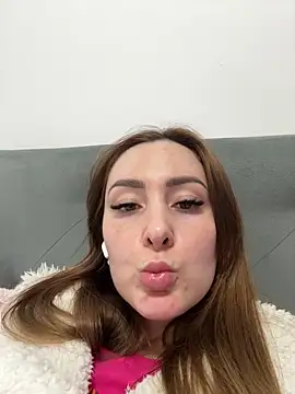 kimmie meow online show from March 15, 8:27 pm