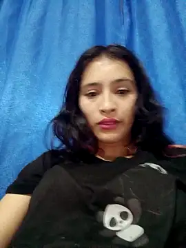 Snapshot of Hanha00 chatting on October 15, 2:43 am Hanha00 online show from October 15, 2:43 am