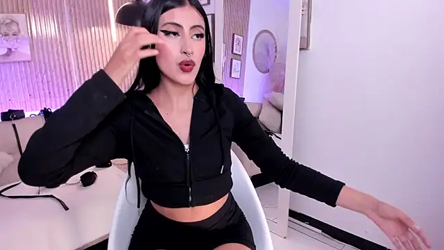 RACHEL EV online show from November 14, 5:44 am