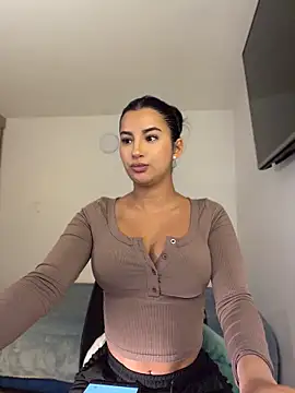 Snapshot of Kimm_khalifa chatting on June 18, 10:26 pm Kimm khalifa online show from June 18, 10:26 pm