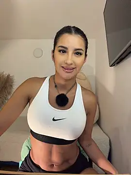 Kimm khalifa online show from April 10, 1:45 am