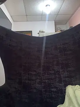 Snapshot of Milk_chloe chatting on May 26, 7:56 pm Milk chloe online show from May 26, 7:56 pm