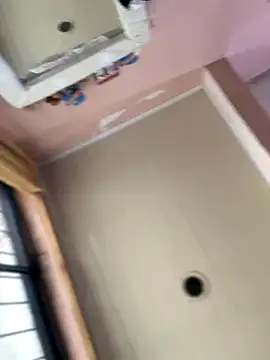 Milk chloe online show from December 4, 6:18 pm