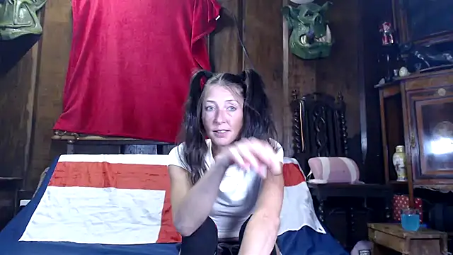 Snapshot of Reprobate4 chatting on July 9, 11:48 pm Reprobate4 online show from July 9, 11:48 pm