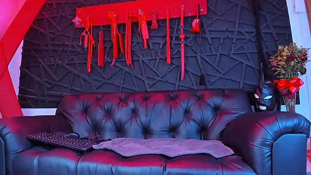 Ivannaakozlov  online show from February 24, 7:59 pm