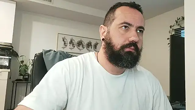 Snapshot of Agramarrbrazil chatting on December 15, 6:14 pm Agramarrbrazil online show from December 15, 6:14 pm