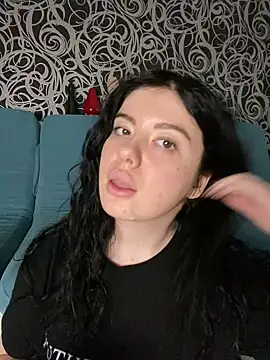 Kimi Ass online show from January 28, 8:47 pm