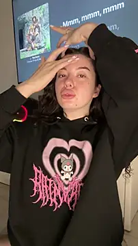 Kimi Ass online show from November 28, 10:32 pm