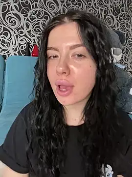 Kimi Ass online show from February 25, 1:10 pm