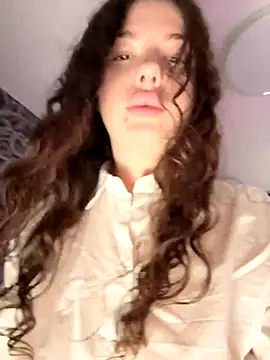 Kimi Ass online show from November 9, 1:31 am