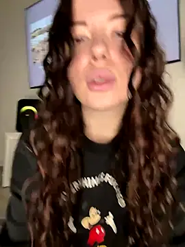 Kimi Ass online show from November 26, 11:10 am