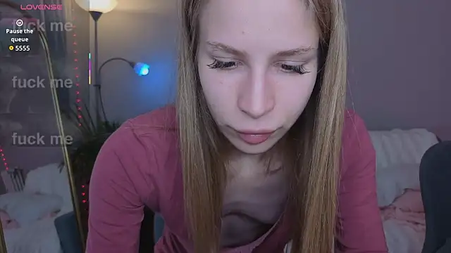 Elis Fox online show from May 18, 10:42 am