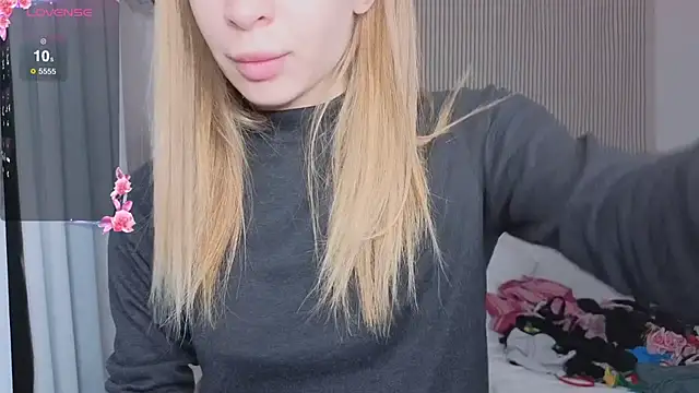 Elis Fox online show from February 16, 7:07 am