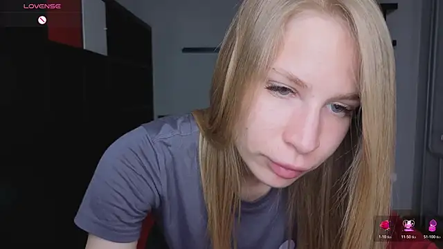 Elis Fox online show from June 16, 8:03 am