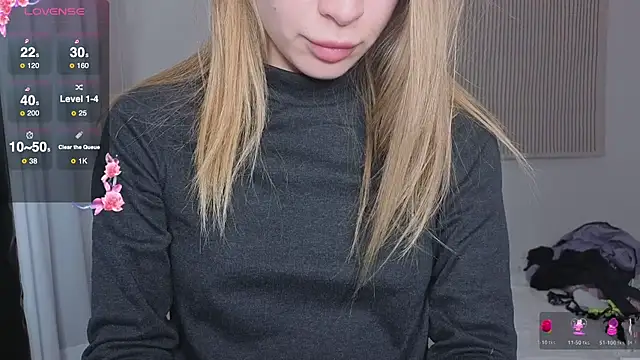 Elis Fox online show from February 19, 7:05 am