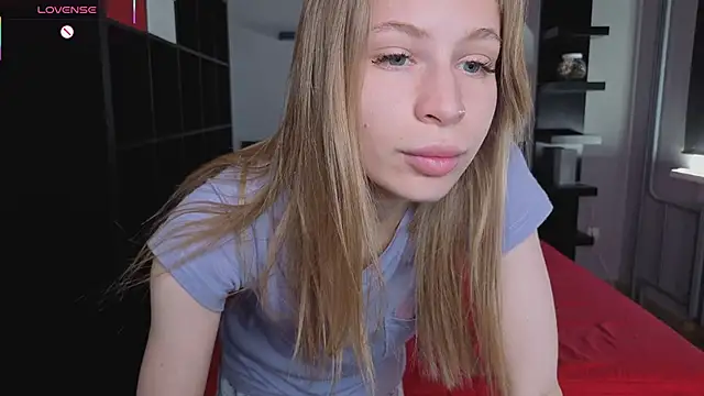 Elis Fox online show from May 24, 8:03 am