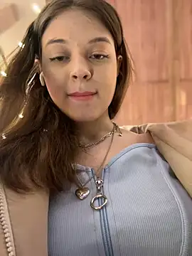 Snapshot of Times__Square chatting on January 16, 9:05 am Times Square online show from January 16, 9:05 am