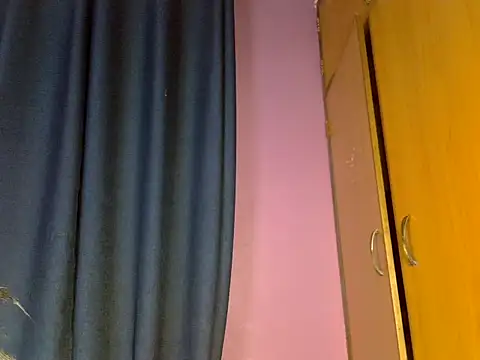 Queen petite  online show from November 23, 8:41 pm